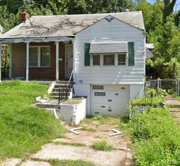 2615 Avie Drive, St Louis, MO 63136
