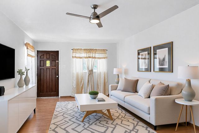 721 Foothill Drive SW A, Albuquerque, NM 87105