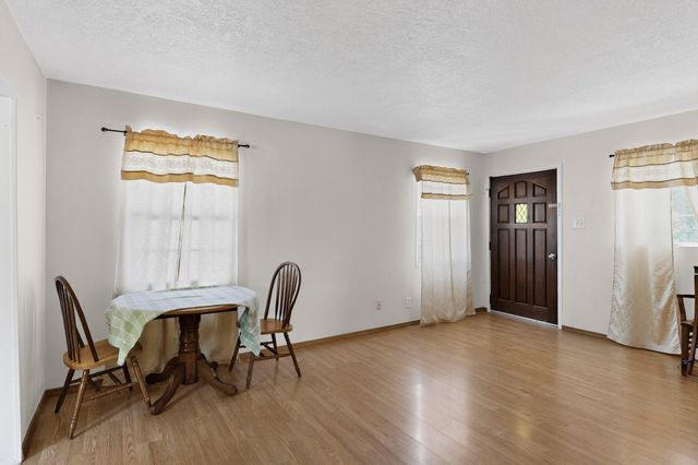 721 Foothill Drive SW A, Albuquerque, NM 87105