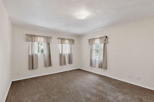 721 Foothill Drive SW A, Albuquerque, NM 87105