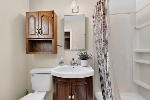 721 Foothill Drive SW A, Albuquerque, NM 87105