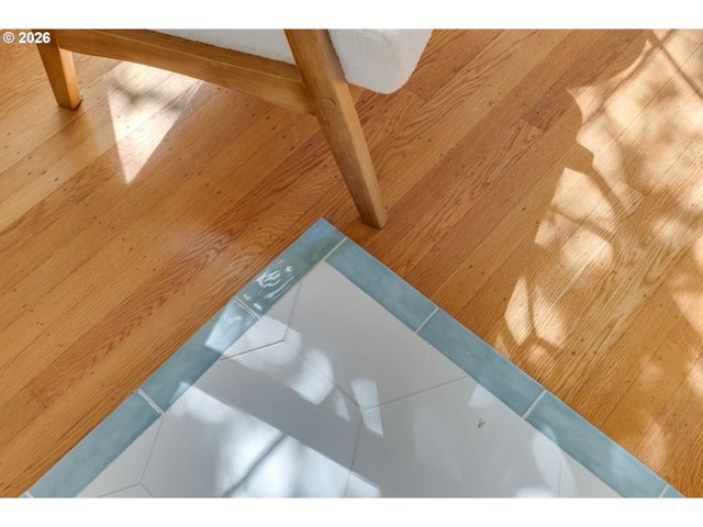 537 N STAFFORD St, Portland, OR 97217