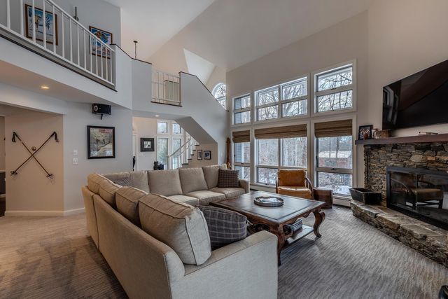 3 Linscott Road, Winhall, VT 05340