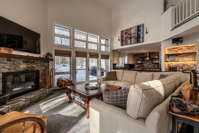 3 Linscott Road, Winhall, VT 05340