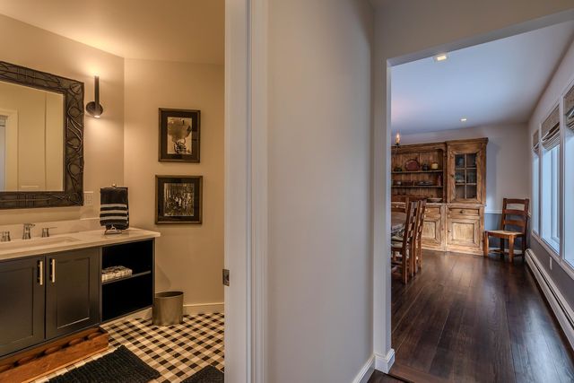 3 Linscott Road, Winhall, VT 05340