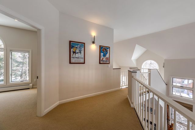 3 Linscott Road, Winhall, VT 05340