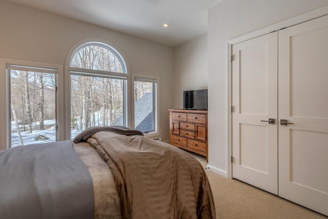 3 Linscott Road, Winhall, VT 05340