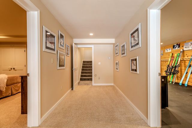 3 Linscott Road, Winhall, VT 05340