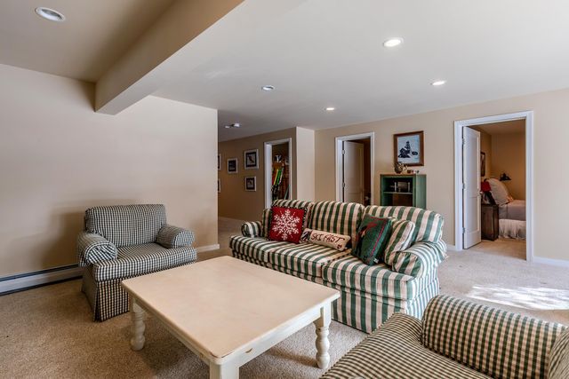 3 Linscott Road, Winhall, VT 05340