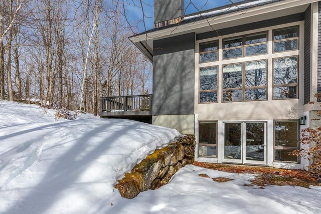 3 Linscott Road, Winhall, VT 05340