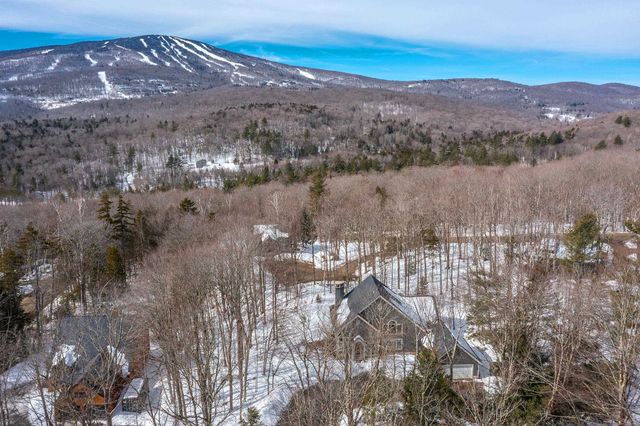 3 Linscott Road, Winhall, VT 05340