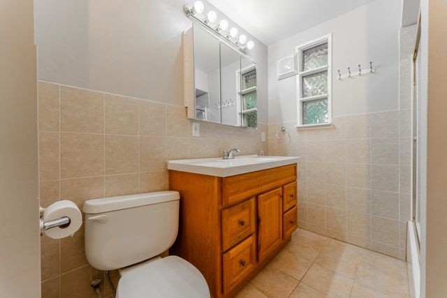 3635 N Oconto Avenue 1, Chicago, IL 60634