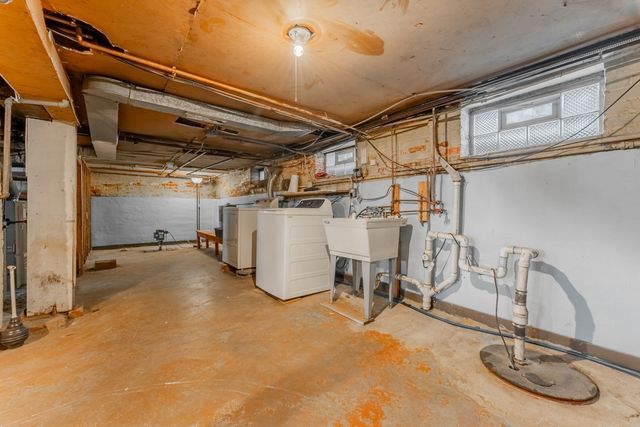 3635 N Oconto Avenue 1, Chicago, IL 60634