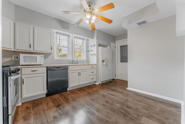 3635 N Oconto Avenue 1, Chicago, IL 60634