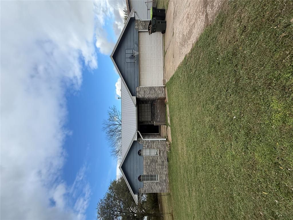 209 W Park Street, Tecumseh, OK 74873