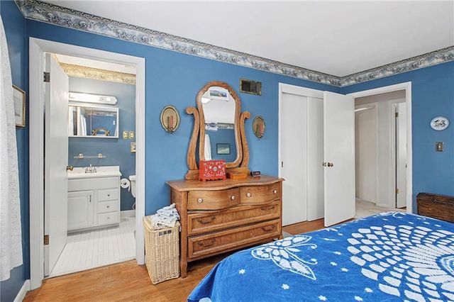 9600 Belinder Road, Leawood, KS 66206