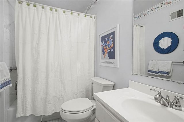 9600 Belinder Road, Leawood, KS 66206