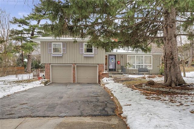 9600 Belinder Road, Leawood, KS 66206