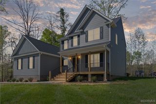 159 Summer Ln, Louisa, VA 23093