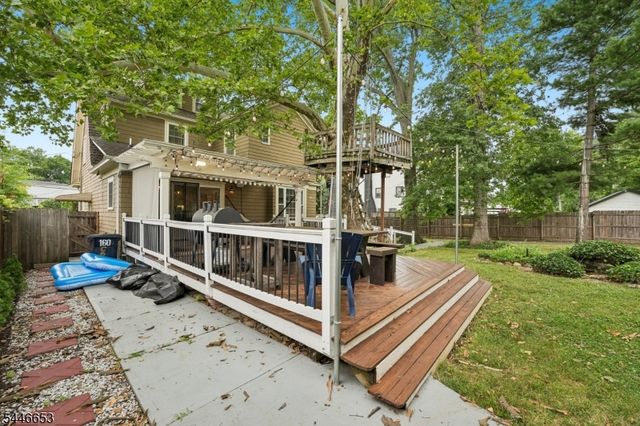 158 Lincoln Ave, Elizabeth City, NJ 07208