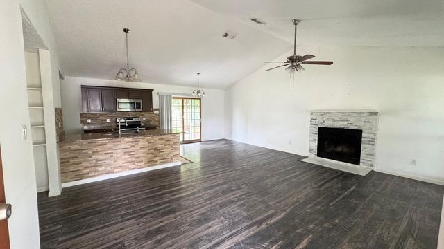 3728 Flintwood Trail, Fort Worth, TX 76137