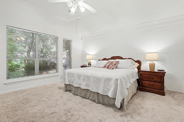 41 Muirfield Greens LN, Lakeway, TX 78738
