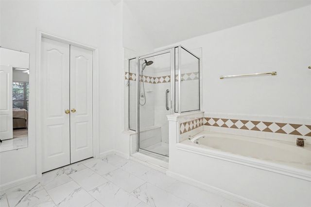41 Muirfield Greens LN, Lakeway, TX 78738