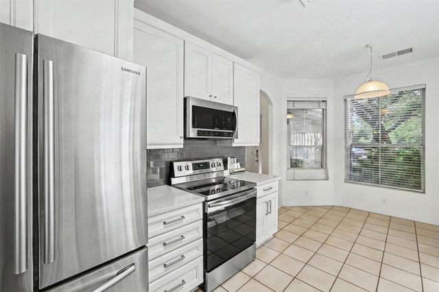 41 Muirfield Greens LN, Lakeway, TX 78738