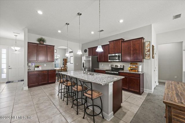 1730 LINDA LAKES Lane, Middleburg, FL 32068