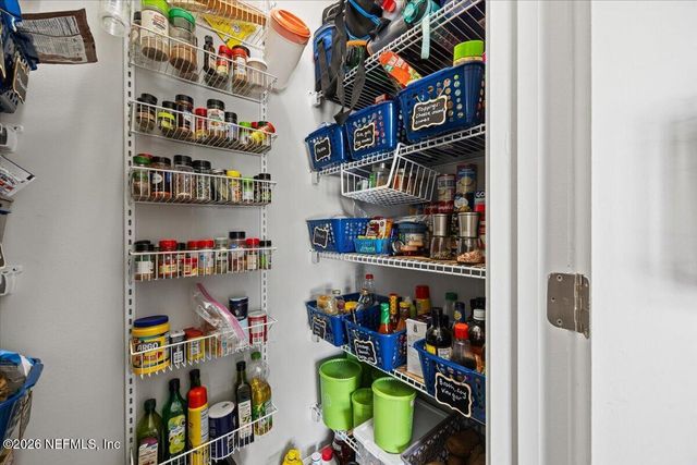 1730 LINDA LAKES Lane, Middleburg, FL 32068