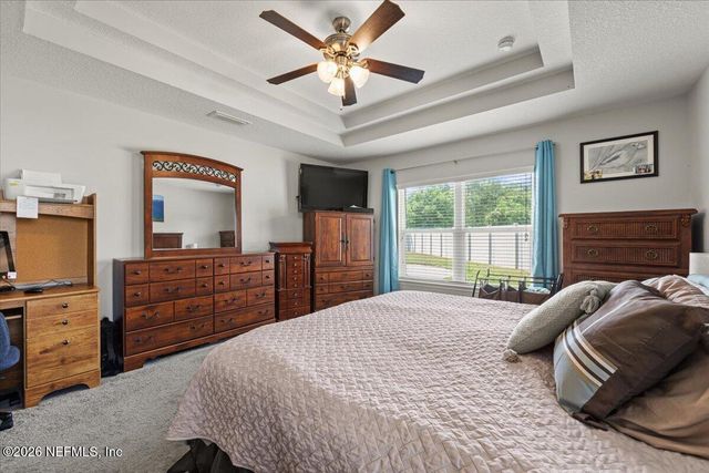 1730 LINDA LAKES Lane, Middleburg, FL 32068