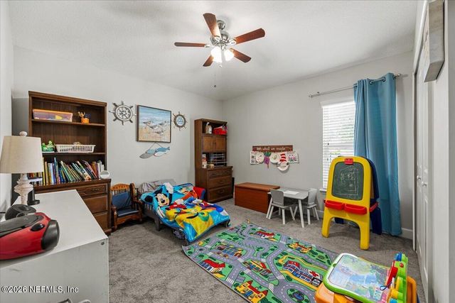 1730 LINDA LAKES Lane, Middleburg, FL 32068