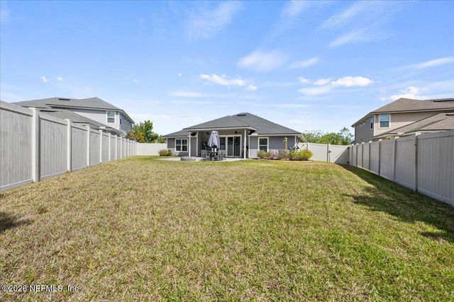 1730 LINDA LAKES Lane, Middleburg, FL 32068