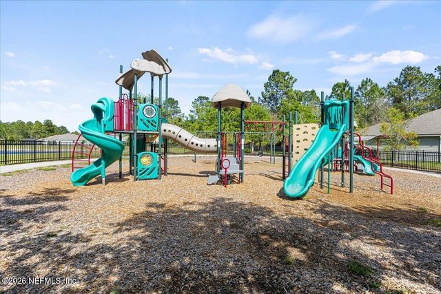 1730 LINDA LAKES Lane, Middleburg, FL 32068