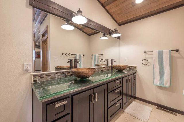 1605 Shenandoah Way, Big Bear City, CA 92314
