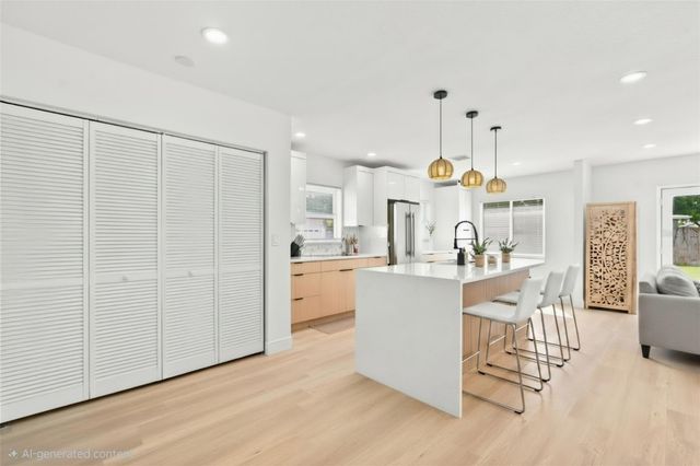 7017 20TH STREET N, St Petersburg, FL 33702