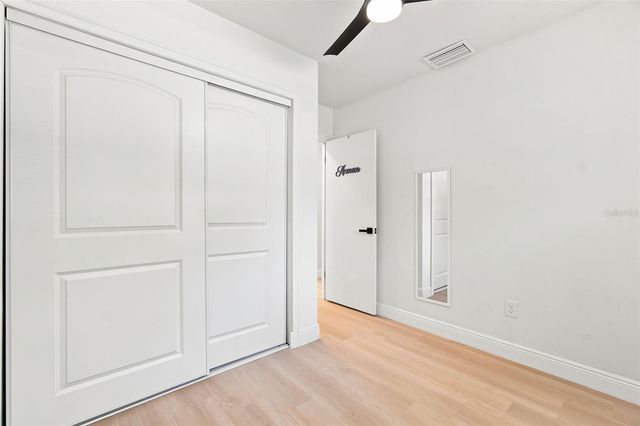 7017 20TH STREET N, St Petersburg, FL 33702