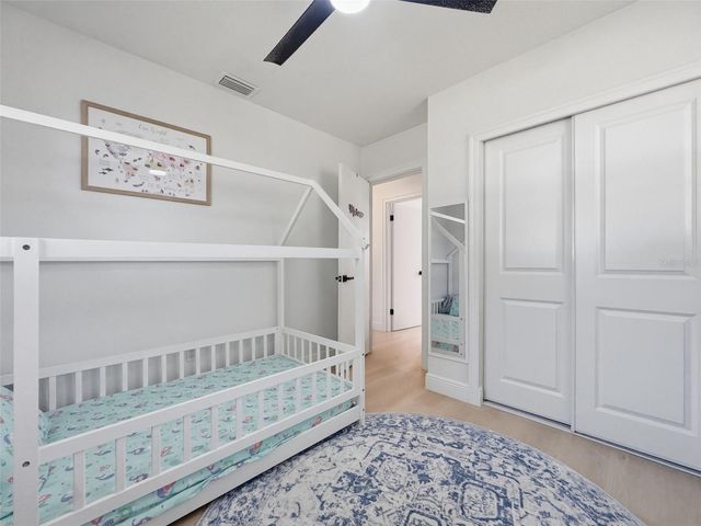 7017 20TH STREET N, St Petersburg, FL 33702