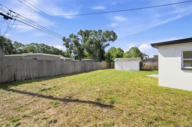7017 20TH STREET N, St Petersburg, FL 33702