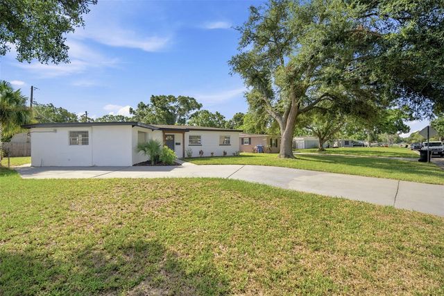 7017 20TH STREET N, St Petersburg, FL 33702