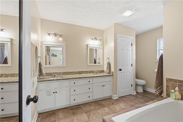 1000 Blair Road, Mount Airy, GA 30563