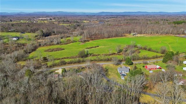 1000 Blair Road, Mount Airy, GA 30563