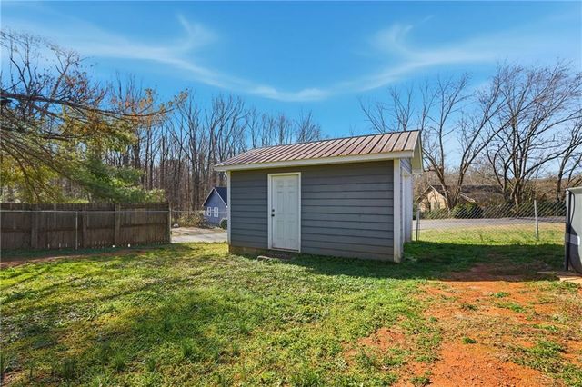 1000 Blair Road, Mount Airy, GA 30563