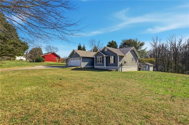 1000 Blair Road, Mount Airy, GA 30563