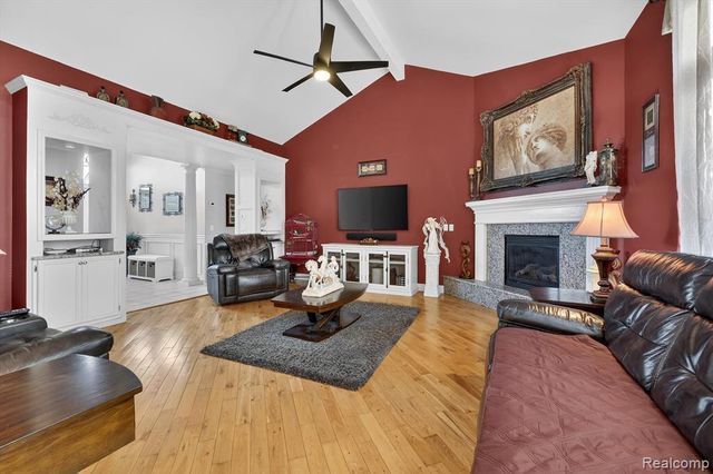 37822 Lilac Lane, Richmond, MI 48062