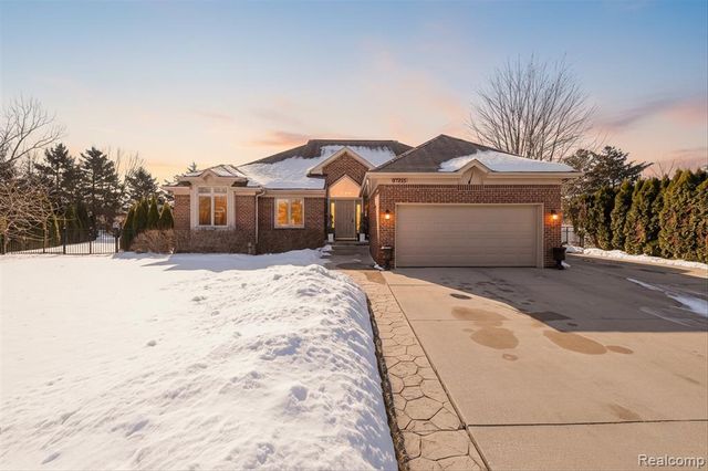 37822 Lilac Lane, Richmond, MI 48062