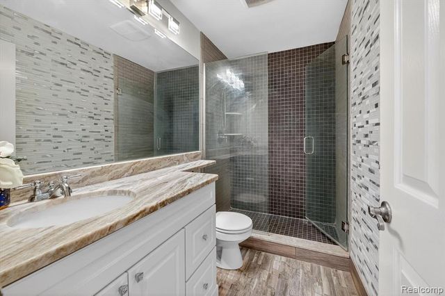 37822 Lilac Lane, Richmond, MI 48062