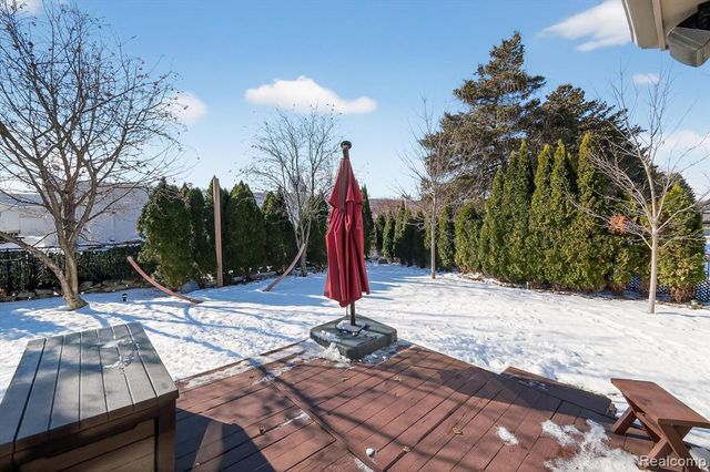 37822 Lilac Lane, Richmond, MI 48062