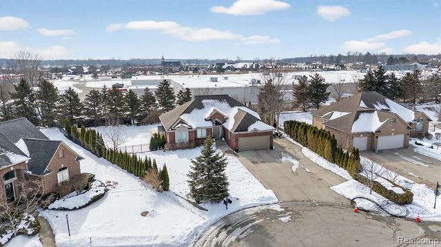 37822 Lilac Lane, Richmond, MI 48062