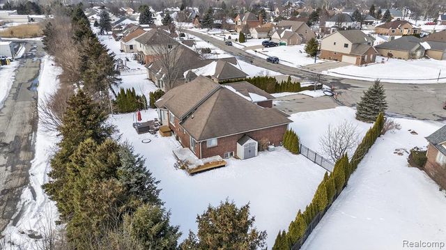 37822 Lilac Lane, Richmond, MI 48062